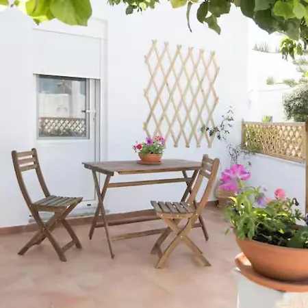 דירה Apricot Garden, 5' To Center, 5' To *