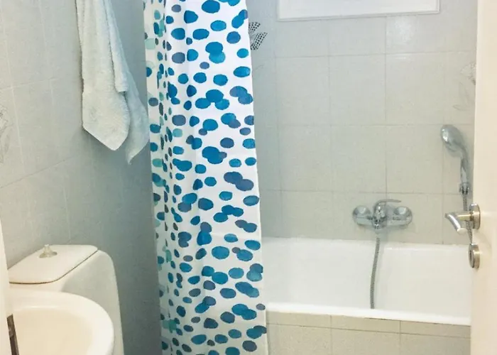 Apricot Garden, 5' To Center, 5' To Appartamento