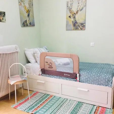 Apartman Apricot Garden, 5' To Center, 5' To Náusza