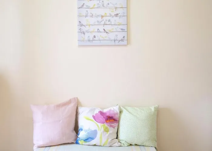 Apricot Garden, 5' To Center, 5' To Náusza